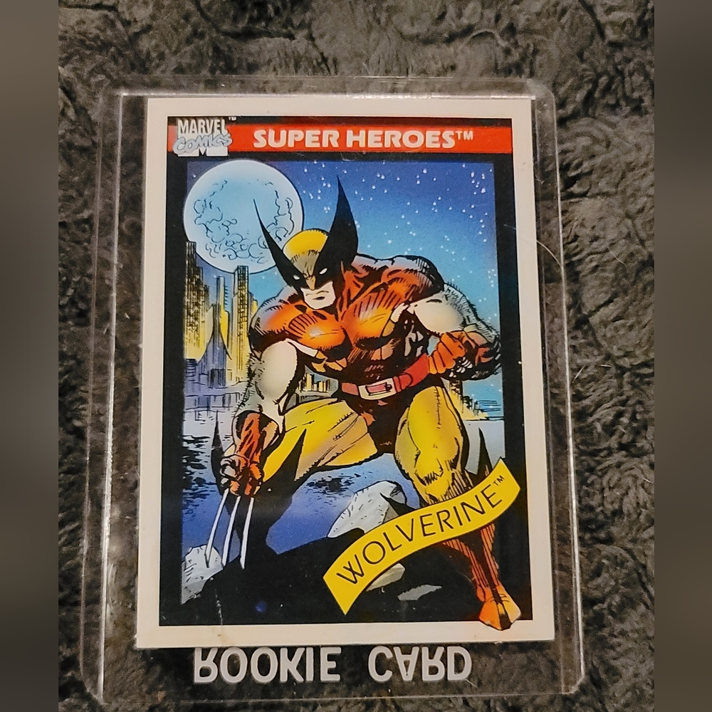 Marvel Super Heroes Wolverine Card Collectible! RARE!